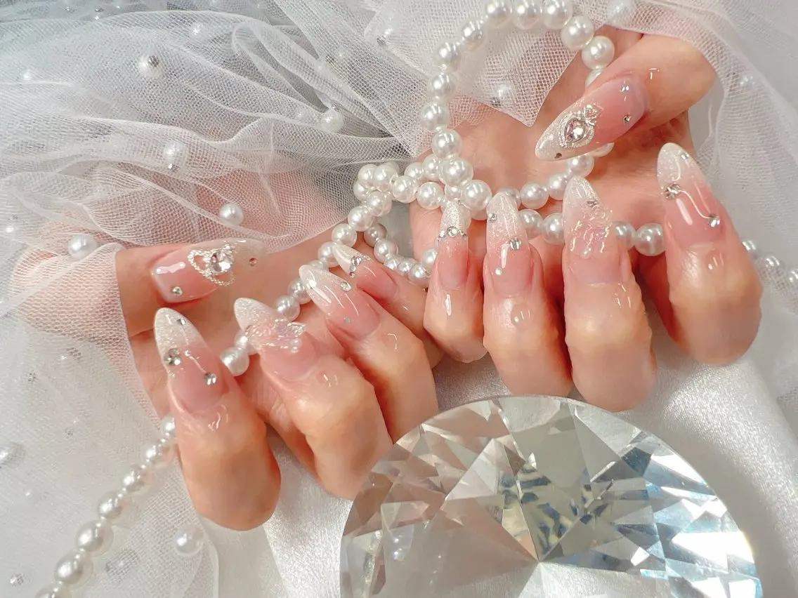 ネイル グラデーション ハンドネイル bijou nails 蓮のネイルデザイン