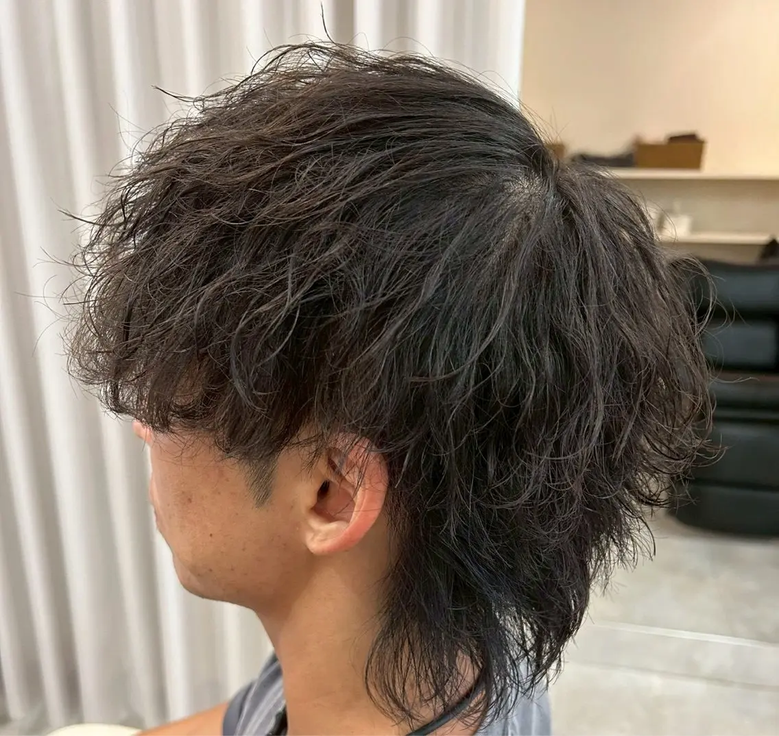 ミディアム センターパート 韓国ヘア・綾也のヘアスタイル