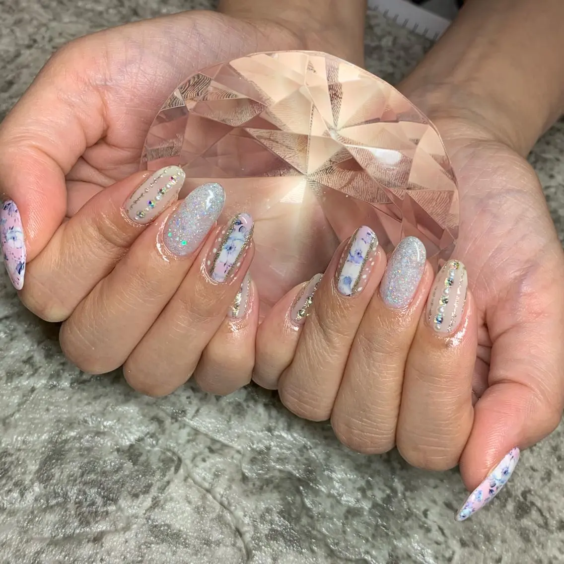 ネイル RuxuryNail /RiAnnaのネイルデザイン