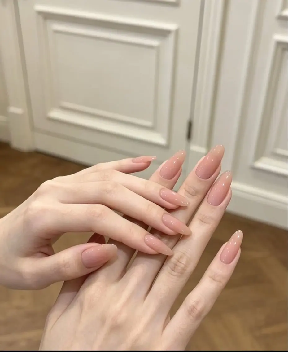 ネイル ワンカラーネイル ハンドネイル EMI NAILSのネイルデザイン