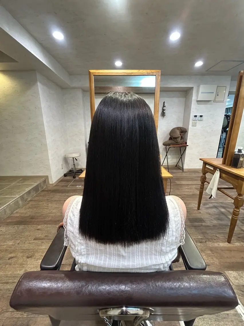 セミロング カラー ヘアカラー トリートメント 吉田 萌花のヘアスタイル