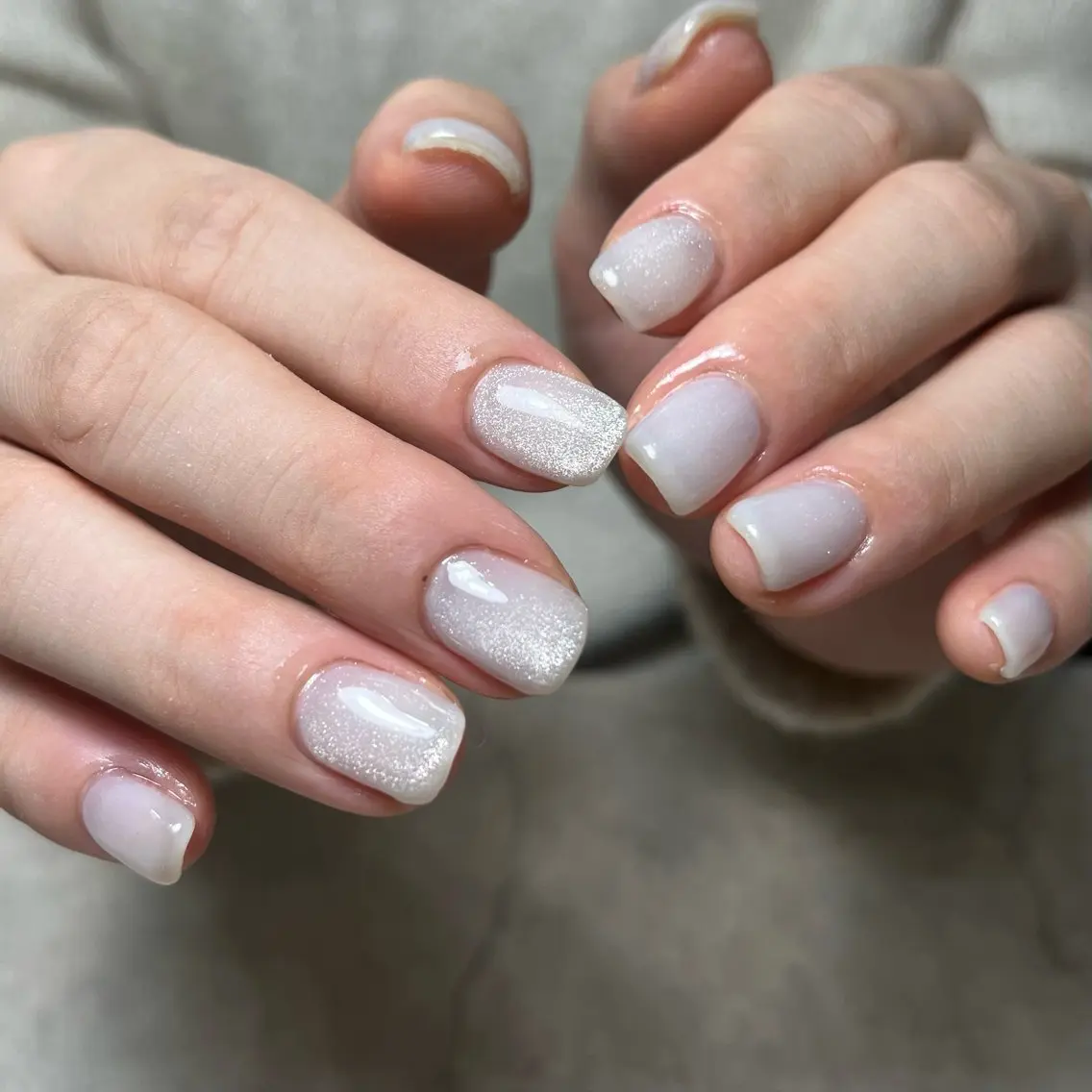 ネイル グリーン マグネットネイル ホワイト vegh. nail/阿波座のネイルデザイン