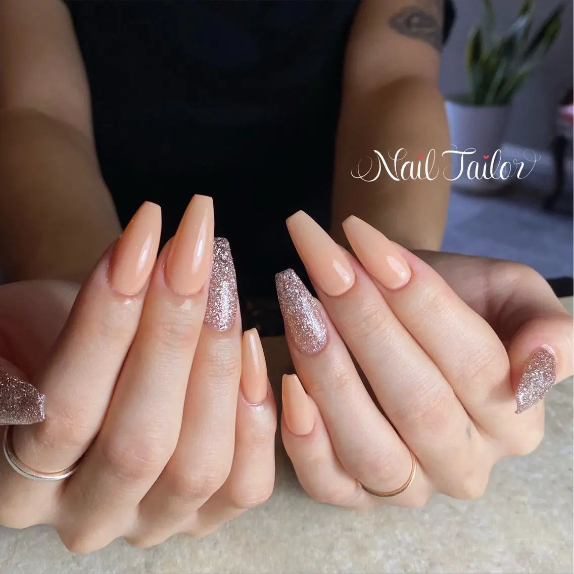 ネイル 長さ出し ラメ(グリッター) マットネイル ワンカラーネイル ハンドネイル NailTailor ネイルテイラーのネイルデザイン