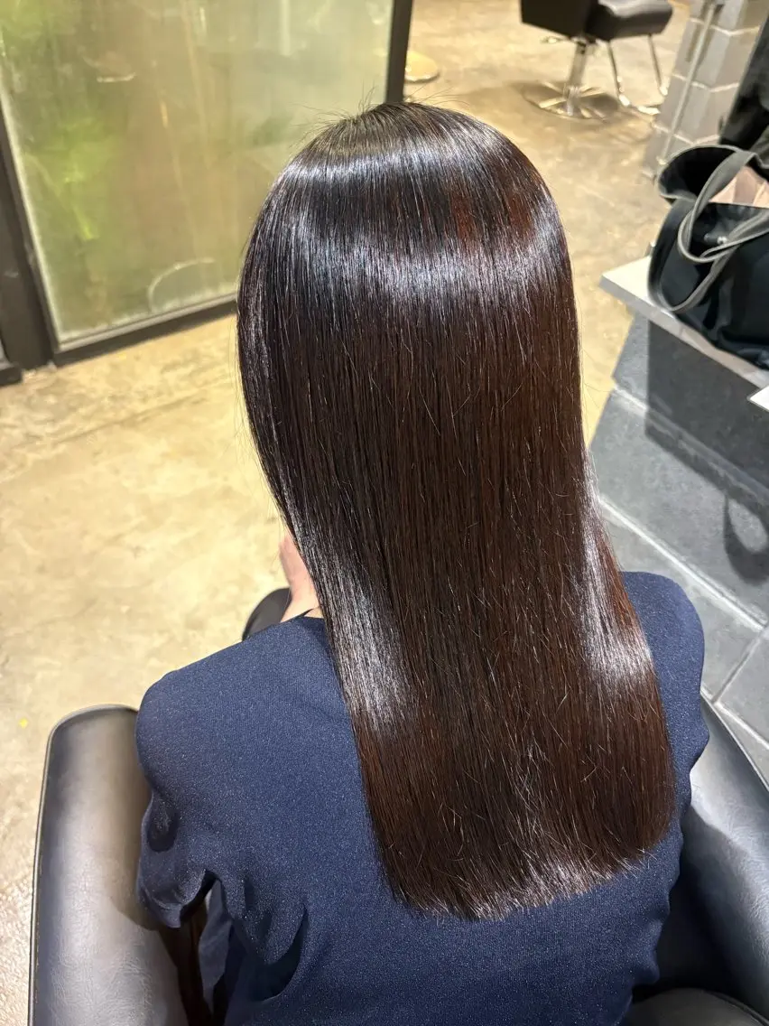 縮毛矯正モデルの写真