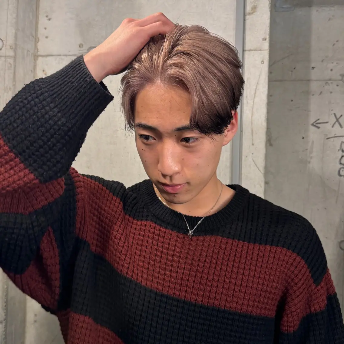 ショート カラー メンズ メンズハイトーン メンズ韓国風 黒髪 ブラウンカラー ハイトーンカラー カット ヘアカラー トリートメント ヘアセット お悩み×垢抜け特化 KAYA/渋谷のヘアスタイル