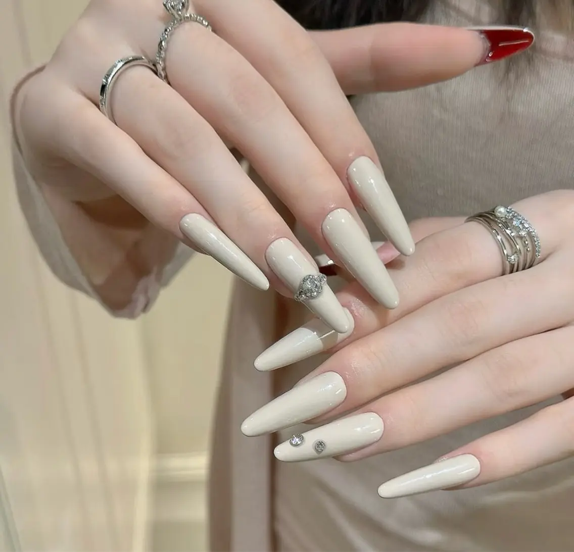 ネイル ハンドネイル Dione Nail きよみのネイルデザイン
