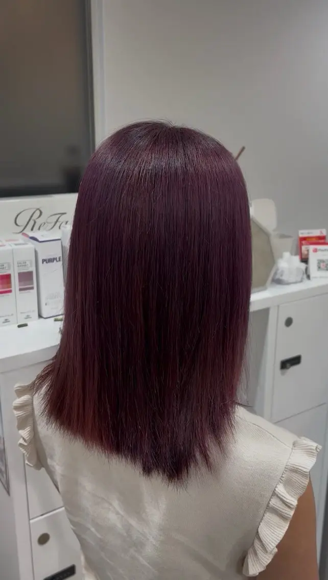 ミディアム カラー ボルドーカラー ラベンダーカラー ヘアカラー 石井 樹音のヘアスタイル