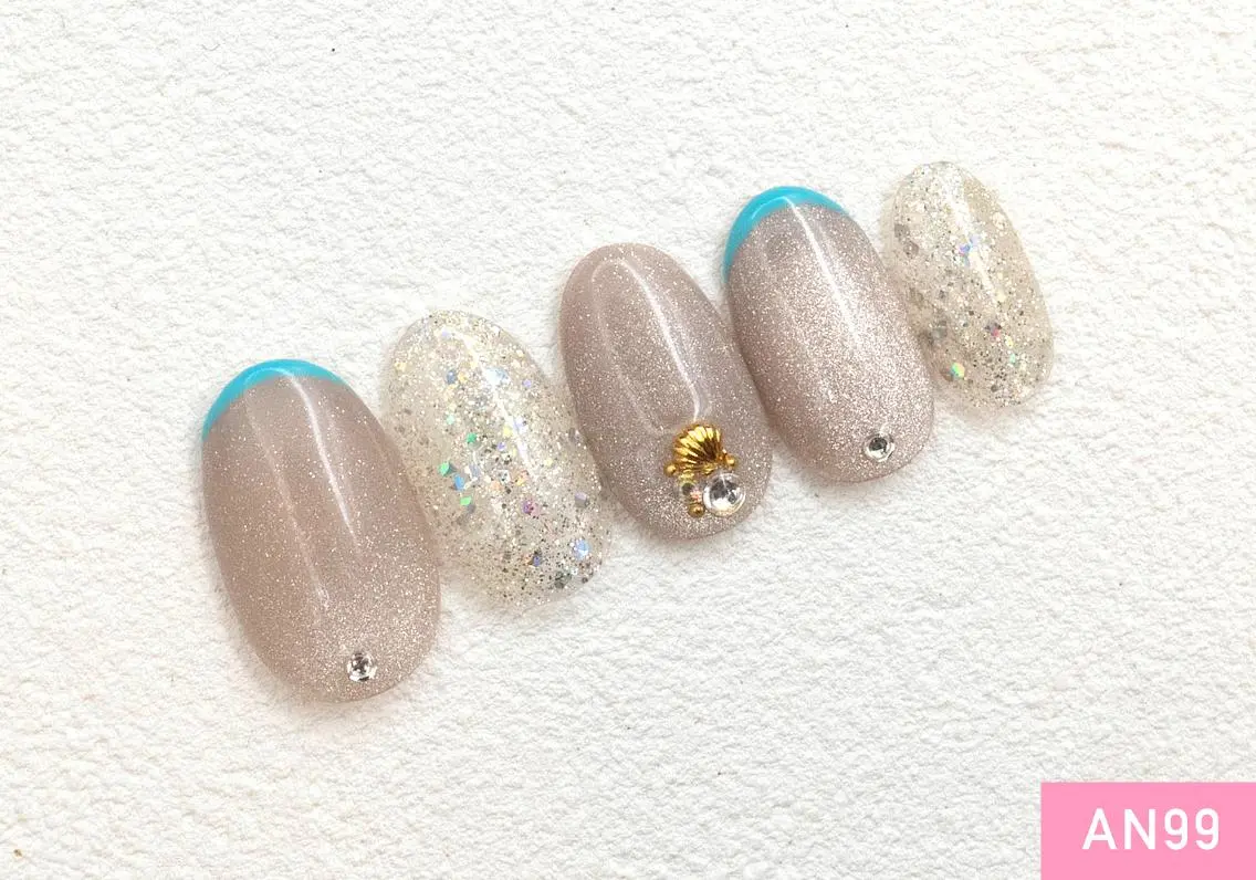 ネイル ゴールド 新橋🍋 Nailのネイルデザイン