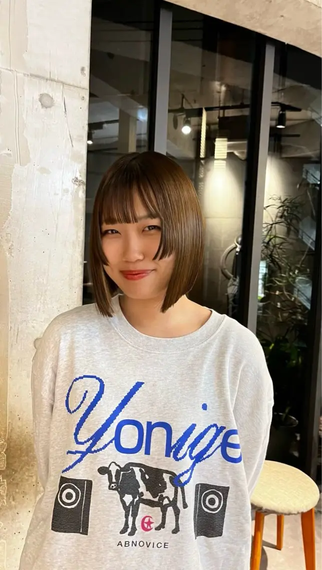 ショート カラー ベージュカラー オリーブベージュ ボブ ショート/コテ巻き風 kanohaのヘアスタイル