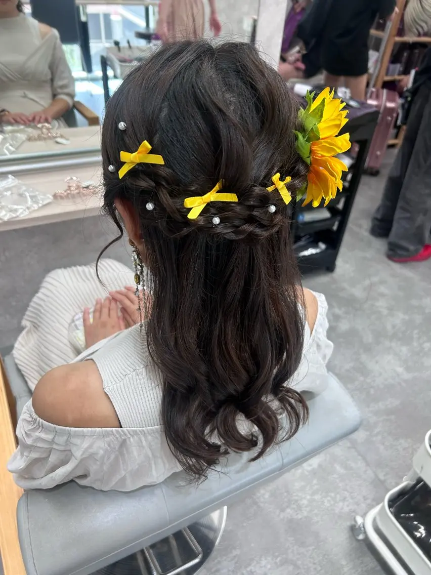 セミロング ヘアアレンジ ヘアセット 💕ブリーチ/ヘアメ 🎀YUUKAのヘアスタイル