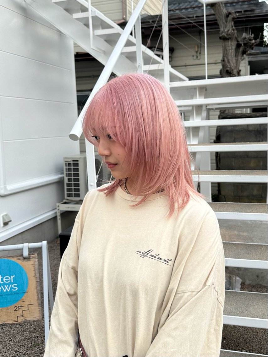 カラー 🍀ブリーチ屋さん/ 顔周りレイヤーあずみのヘアスタイル