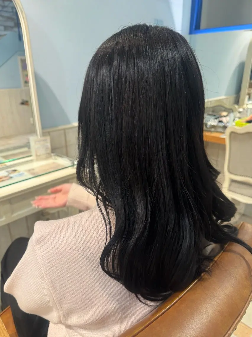 ロング カラー 黒髪 パープルカラー ヘアカラー 艶カラー👾ブリーチ なし暖色👾ユースケのヘアスタイル