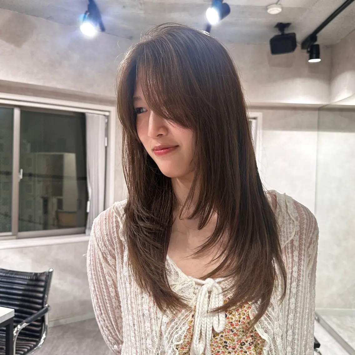 ロング ヘアカラー ブリーチ🩸 レイヤー🪬yumeのヘアスタイル
