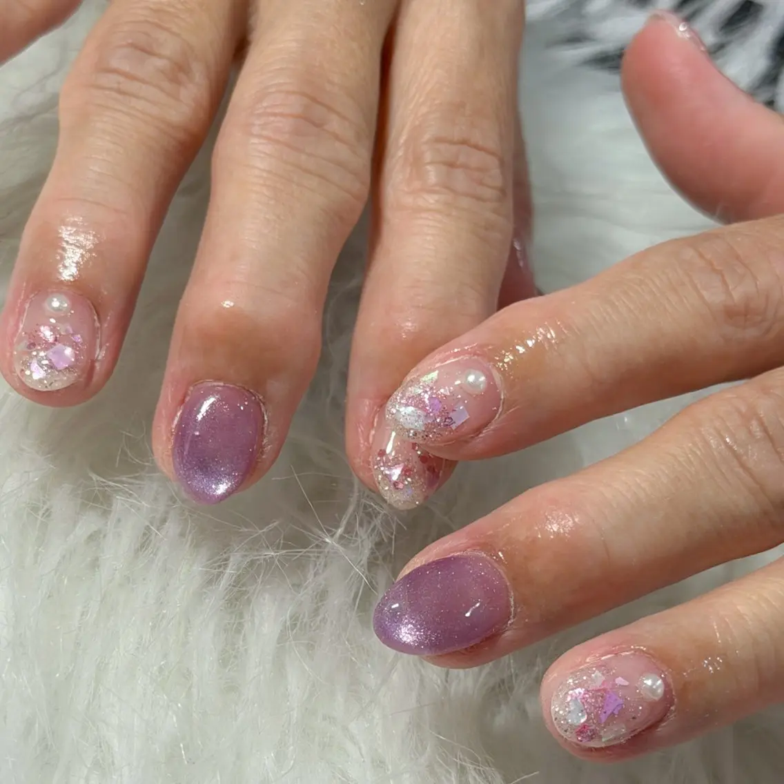 ネイル ハンドネイル フットネイル LAVISH nanamiのネイルデザイン