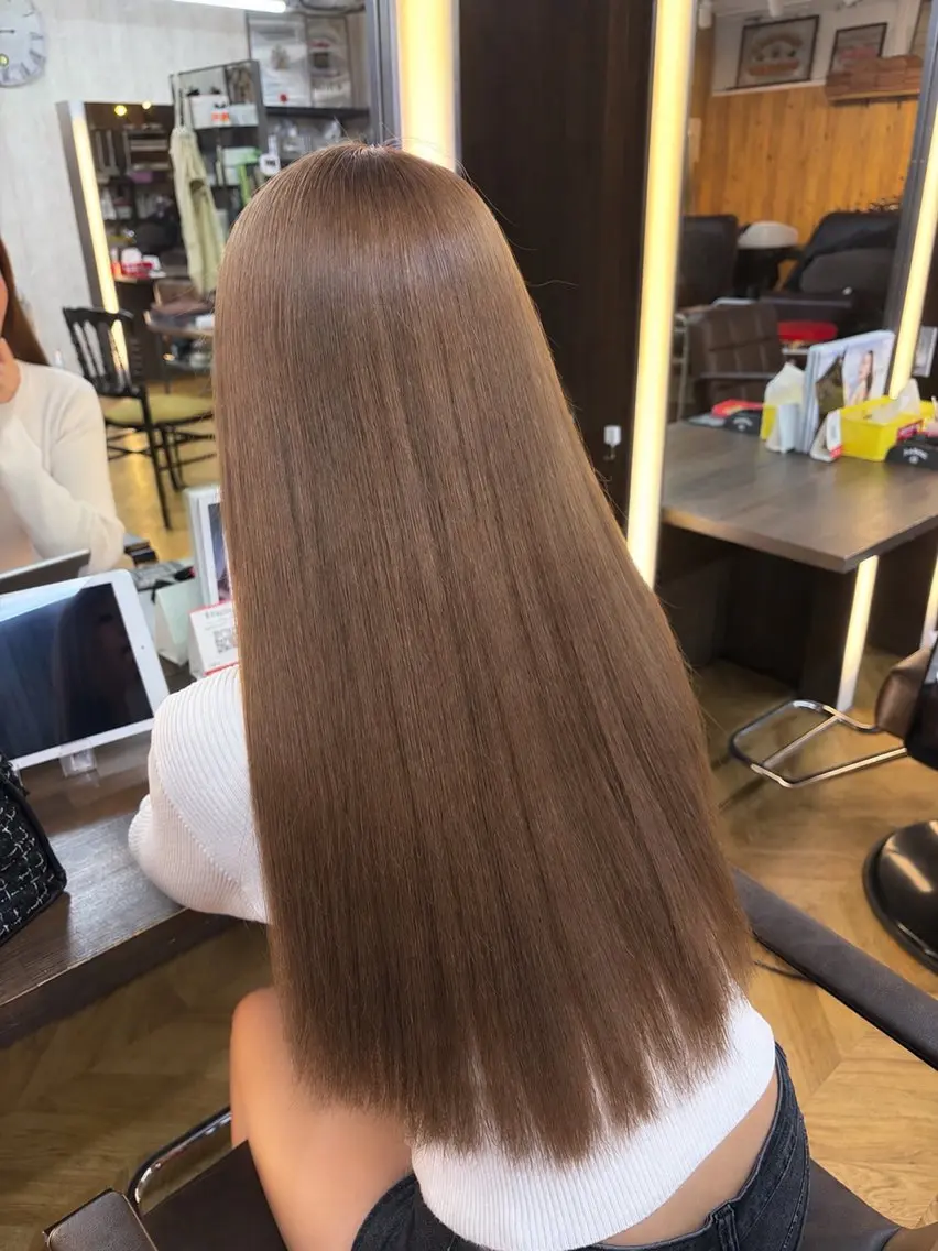 ロング カラー ブラウンカラー ダブルカラー ロング 佐藤 夢夏のヘアスタイル