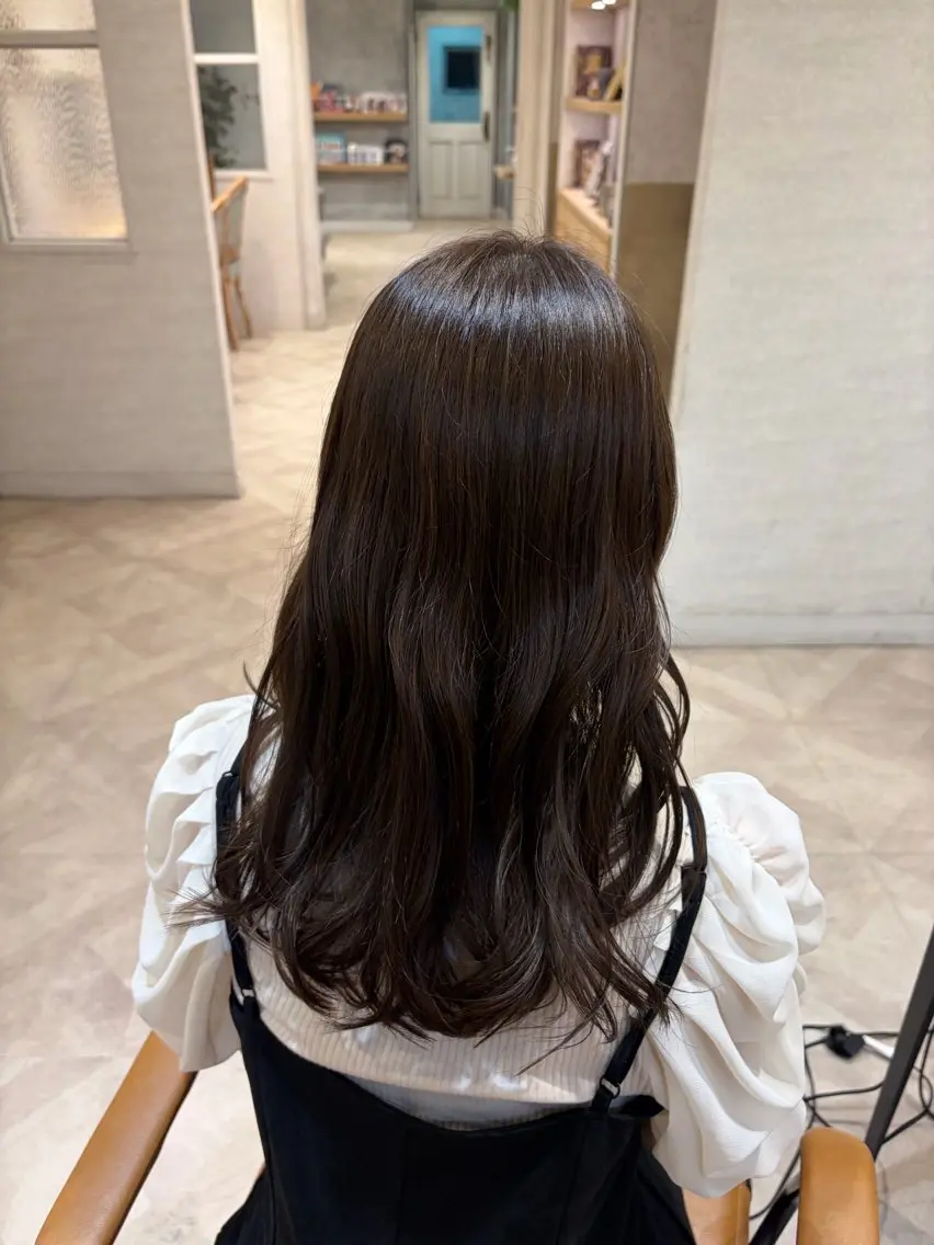 ロング ヘアカラー 小川 ルミナのヘアスタイル