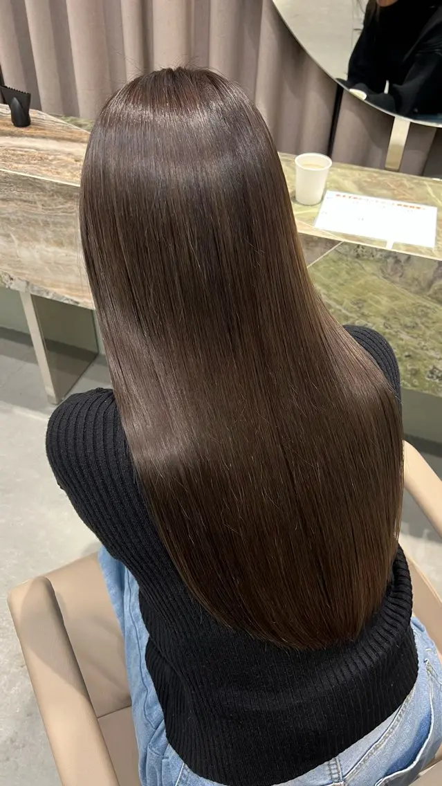 ロング カラー カット 縮毛矯正 loe博多 五十嵐弘雄のヘアスタイル