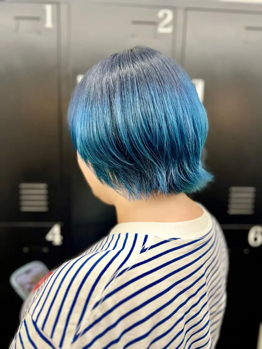 ミディアム カラー ブルーカラー カット ヘアカラー 透明感カラー特化🫧 🦋栗原🦋のヘアスタイル
