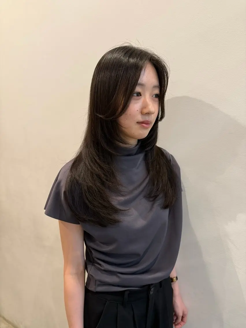 ロング レイヤーカット やました もえかのヘアスタイル