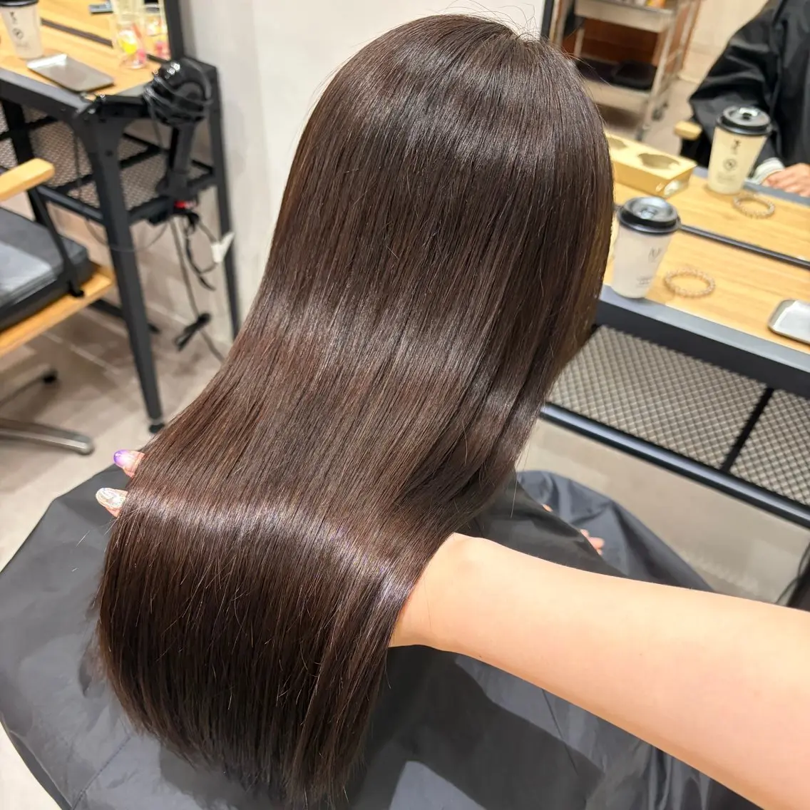 カラー ベージュカラー 透明感カラー ヘアカラー サイトウ リオナのヘアスタイル