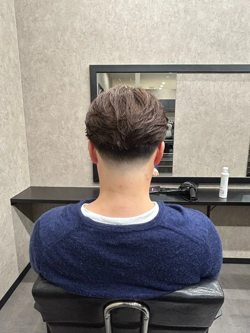 メンズ フェードカット カット 東海林 万優のヘアスタイル