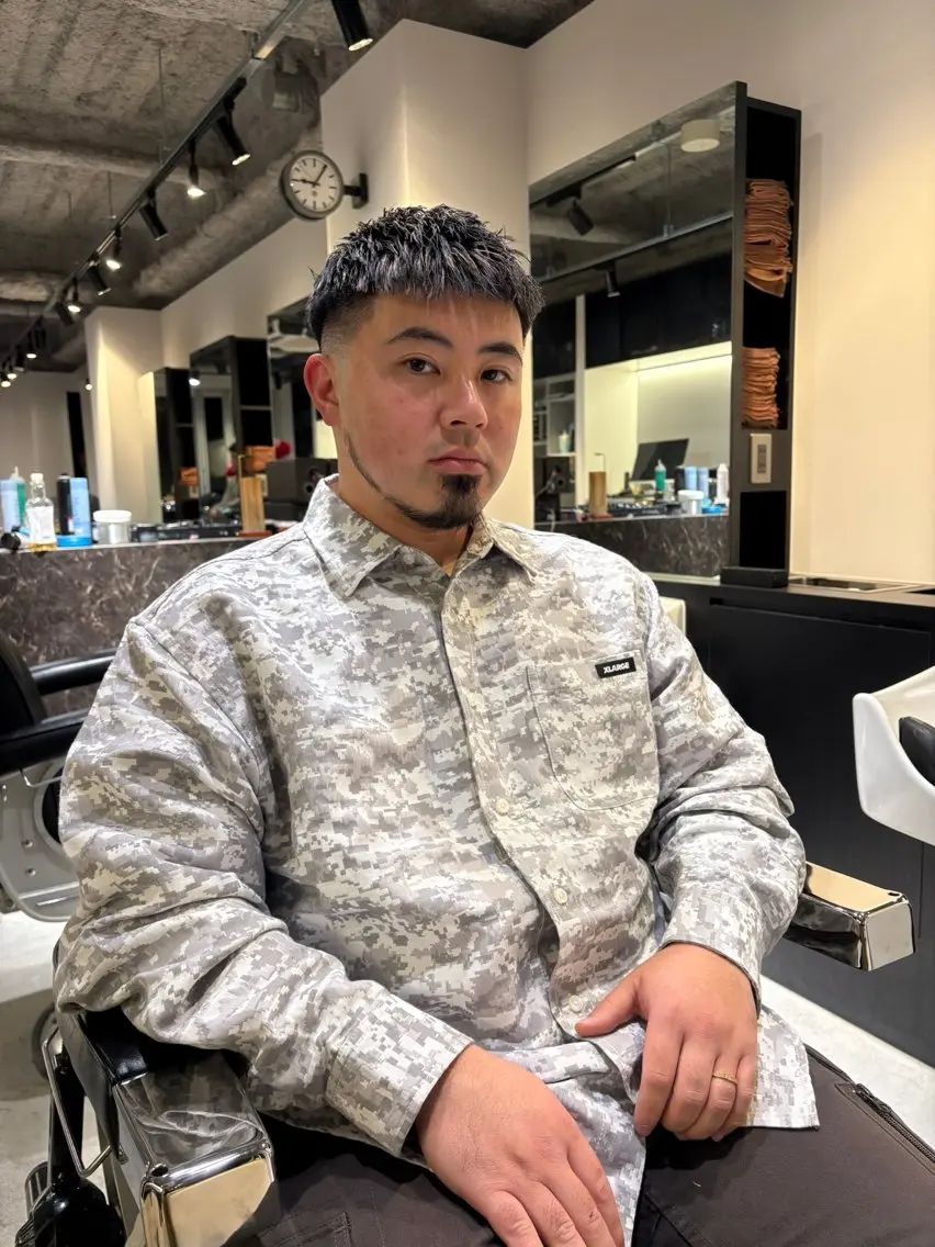 ショート メンズ ガクト GLASSYのヘアスタイル