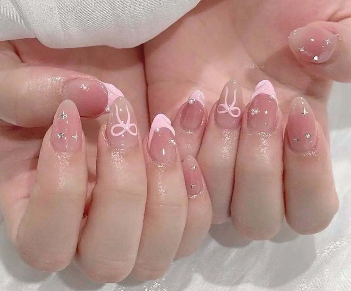 ネイル フレンチネイル ジェルネイル 韓国ネイル マグネットネイル マグネットフレンチ akina nailsのネイルデザイン
