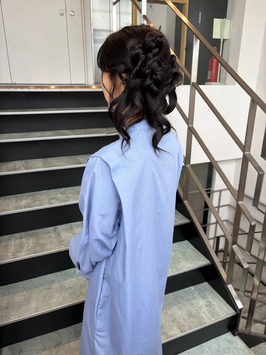 ロング ヘアセット mao ｜ 柔らか艶カラー🫧のヘアスタイル