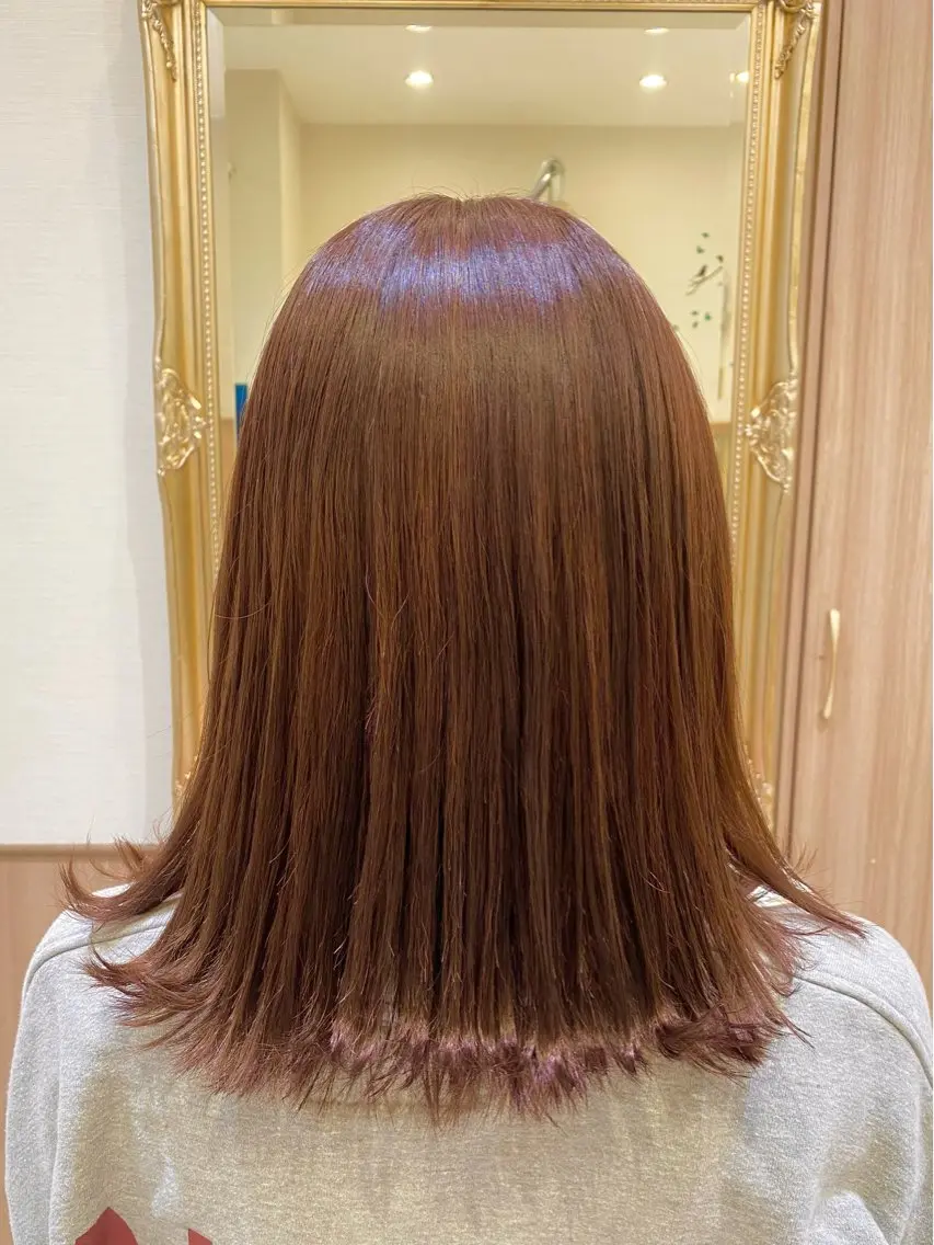 ミディアム カラー 古川 琴美のヘアスタイル