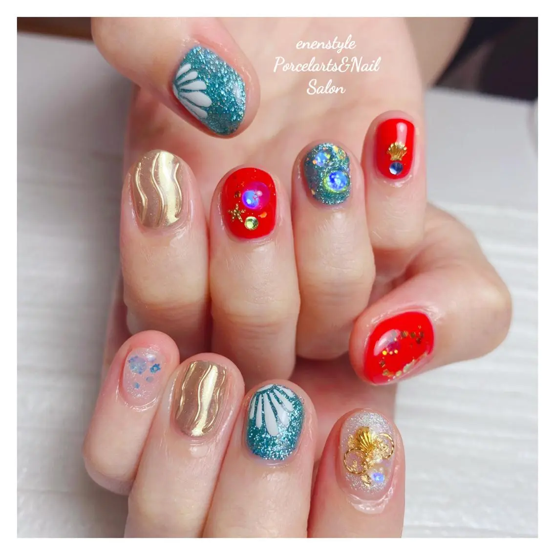 ミディアム ネイル 🐾enen style 🐾のネイルデザイン
