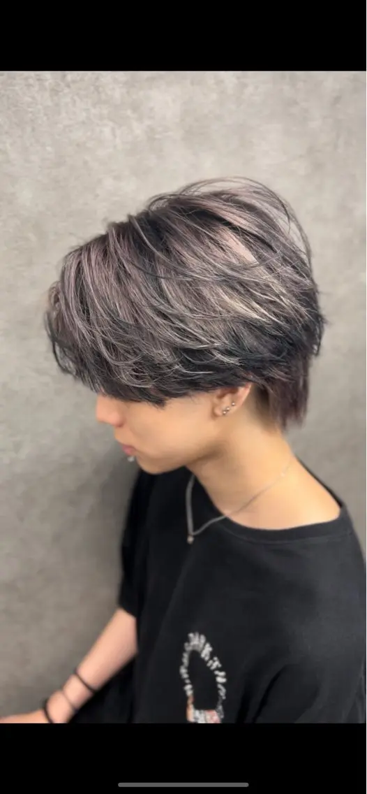 ミディアム カラー メンズ ミディアムパーマ メンズパーマ メンズウルフカット デザインカラー ウルフカット カット ヘアカラー メンズウルフ特化🐺 🔥長山耕大🔥のヘアスタイル