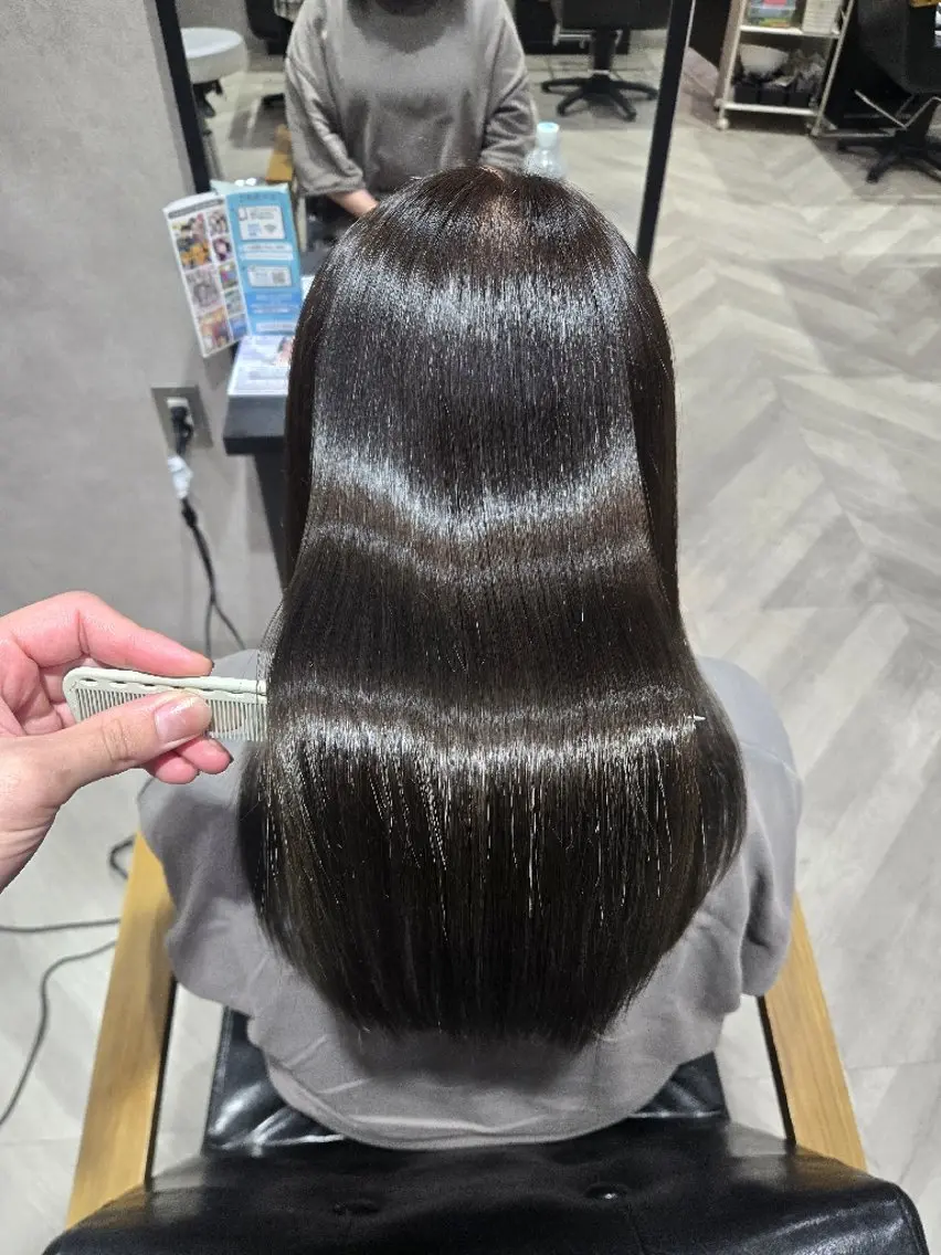 セミロング 縮毛矯正 カット 縮毛矯正 amie 北千住 西口店Yoshidaのヘアスタイル