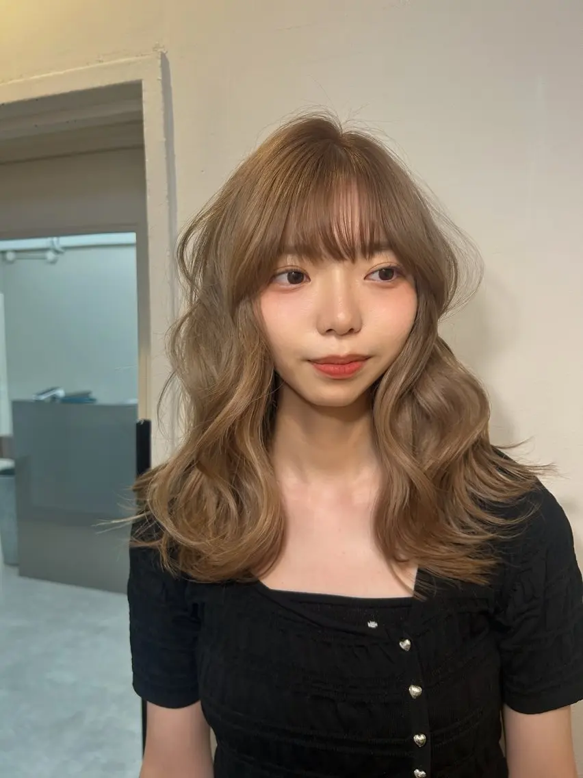 ロング カラー 透明感カラー chisaのヘアスタイル
