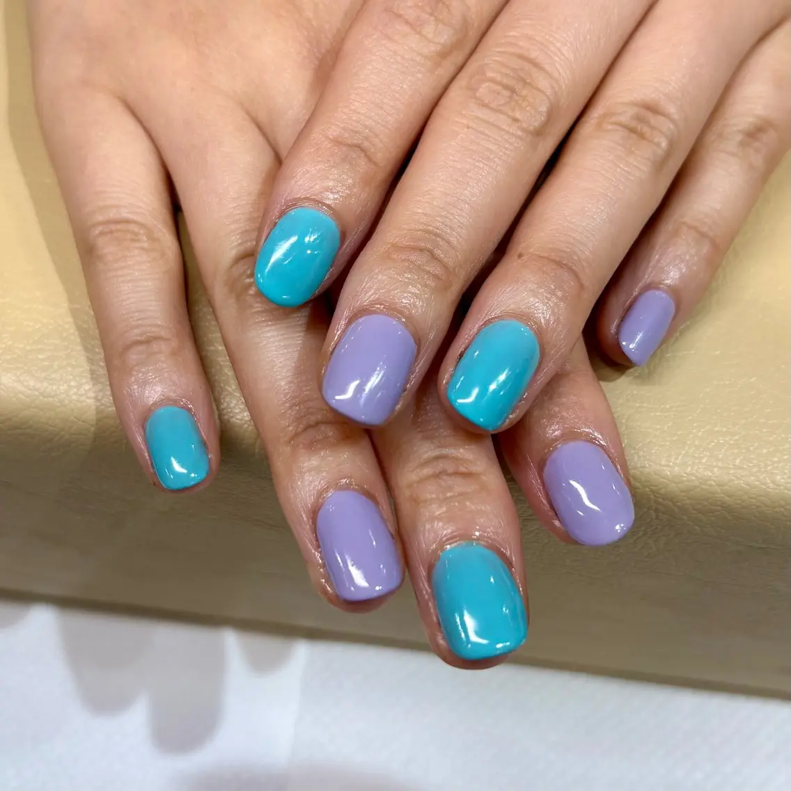 ネイル ワンカラーネイル ハンドネイル nacre nail 川崎🌸rioのネイルデザイン