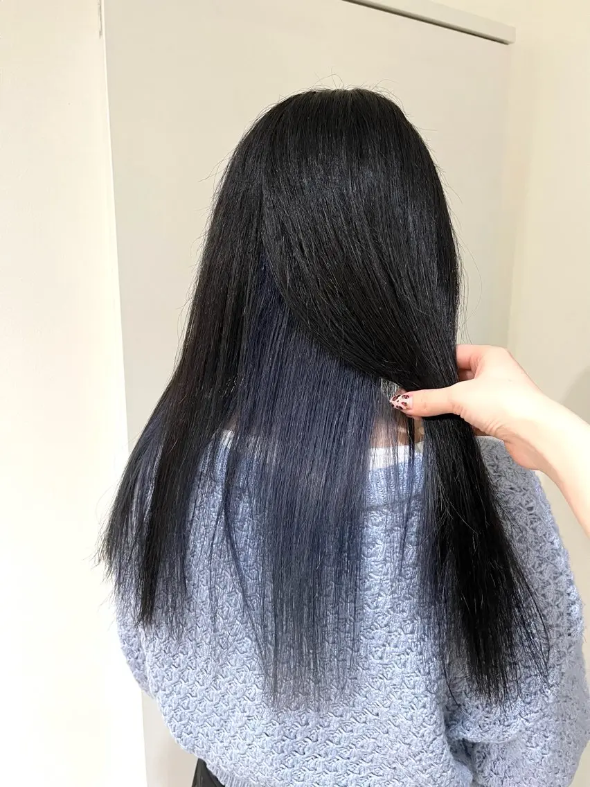 ロング カラー イロアイヘアー Renのヘアスタイル