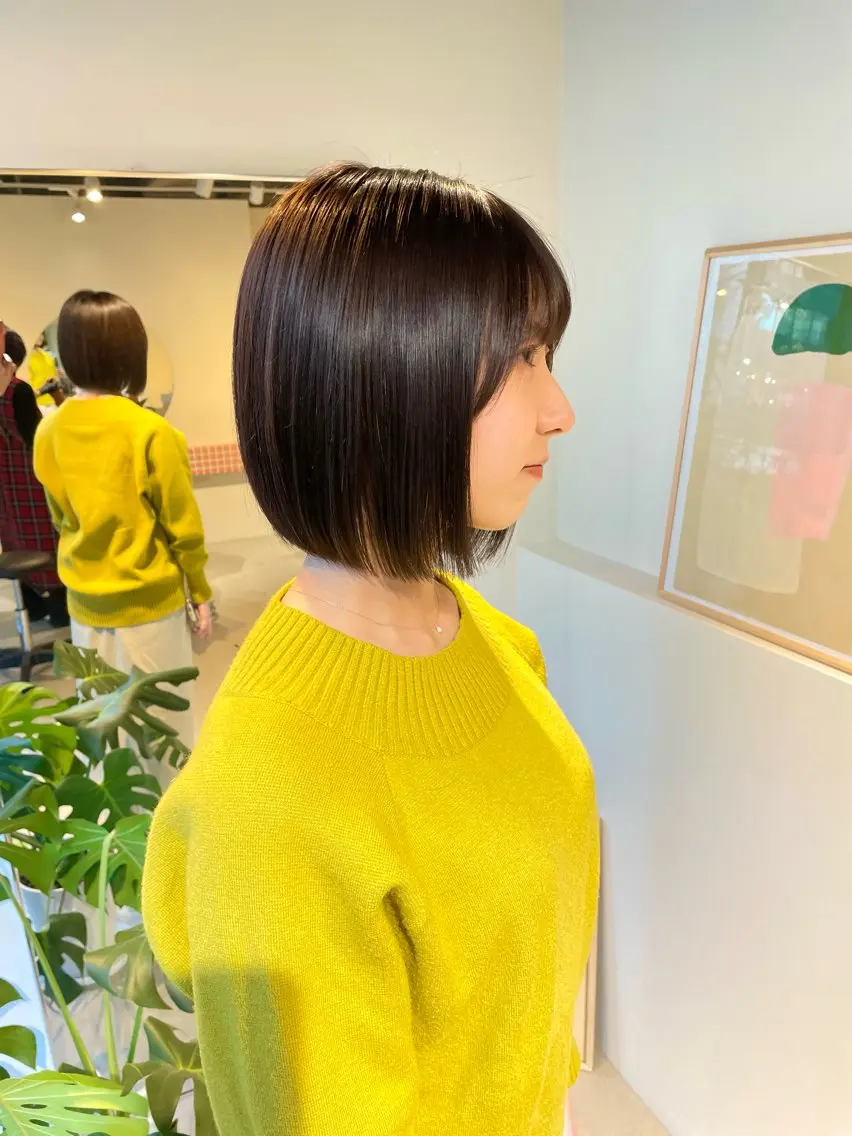 ショート カラー 前下がりボブ アディクシーカラー アッシュ ベージュカラー グレージュ 髪質改善マスター 長尾勇弥/梅田中津のヘアスタイル