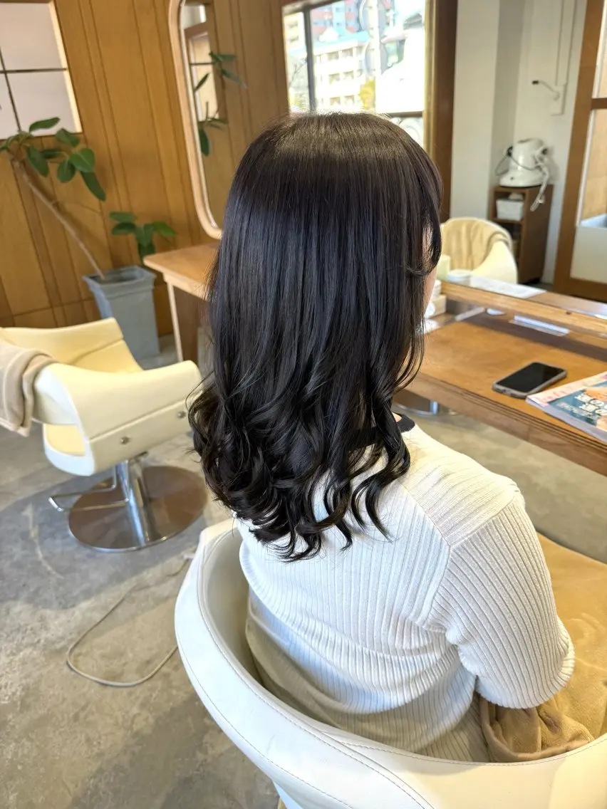 ロング カラー グレージュ オリーブグレージュ オリーブグレー カット ヘアカラー fulam/ WATANABEのヘアスタイル