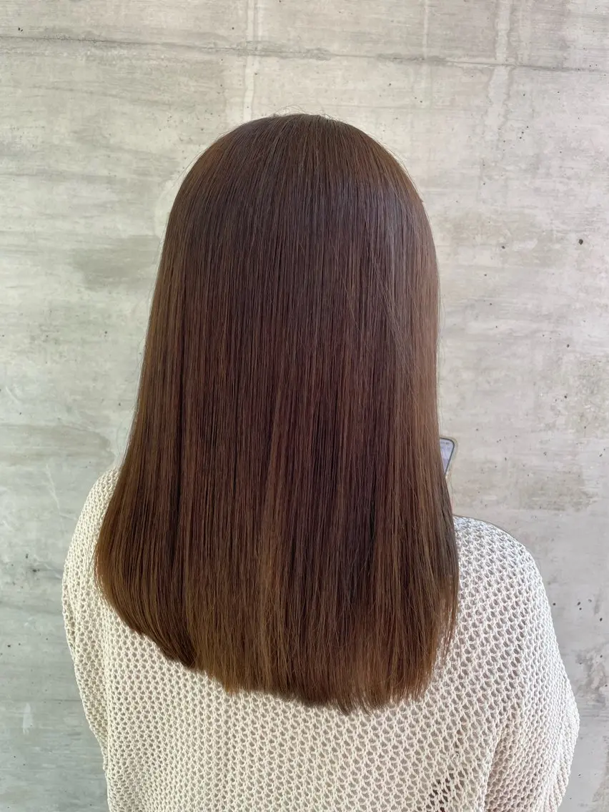 セミロング カラー 大塚 友茉のヘアスタイル