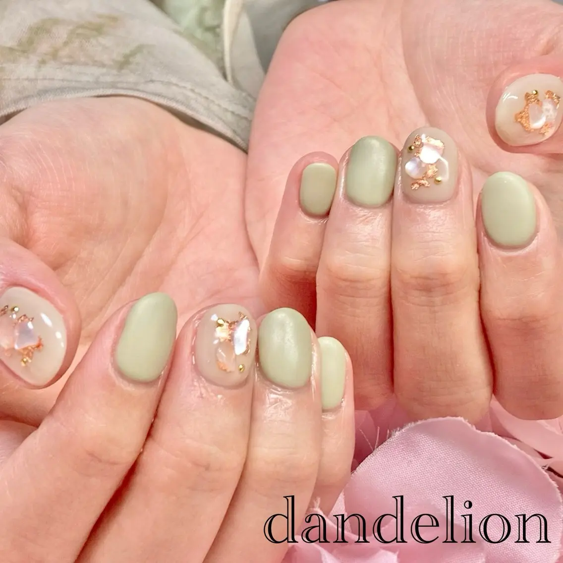 ネイル ハンドネイル ハンドケア dandelion ダンデライオンのネイルデザイン