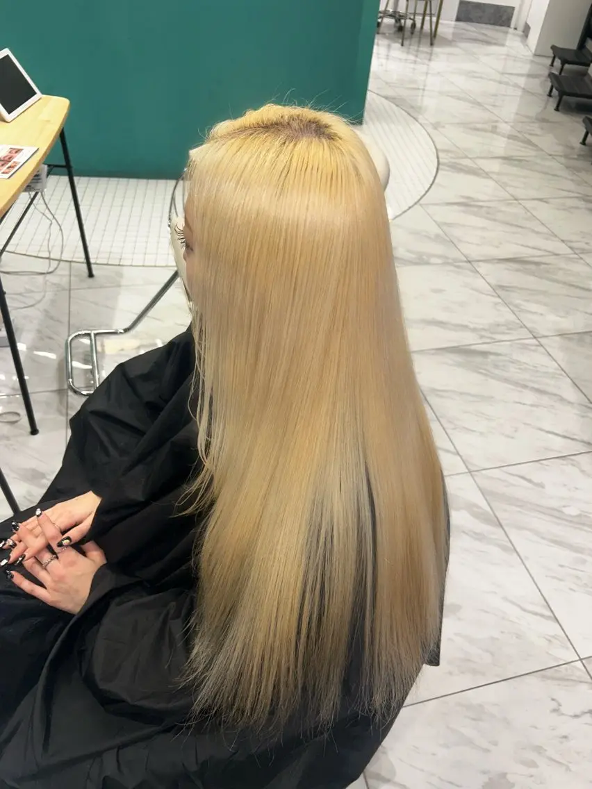 ロング カラー オールマイティ美容師 💋𝑨𝑵𝑵𝑨のヘアスタイル