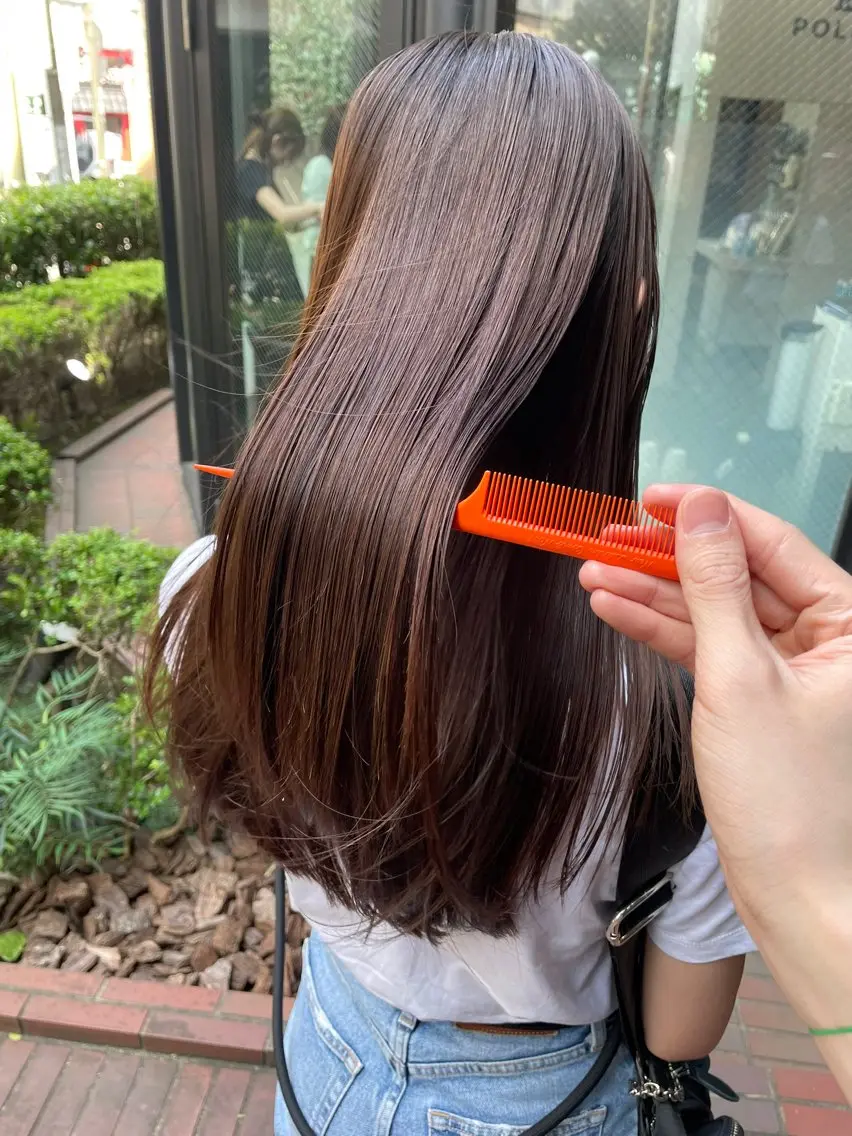 【パヤパヤ毛が気になる方へ】似合わせカット+艶髪ストレート✨✨✨の写真