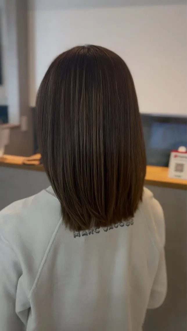ミディアム カラー カット ヘアカラー トリートメント rin : modaのヘアスタイル