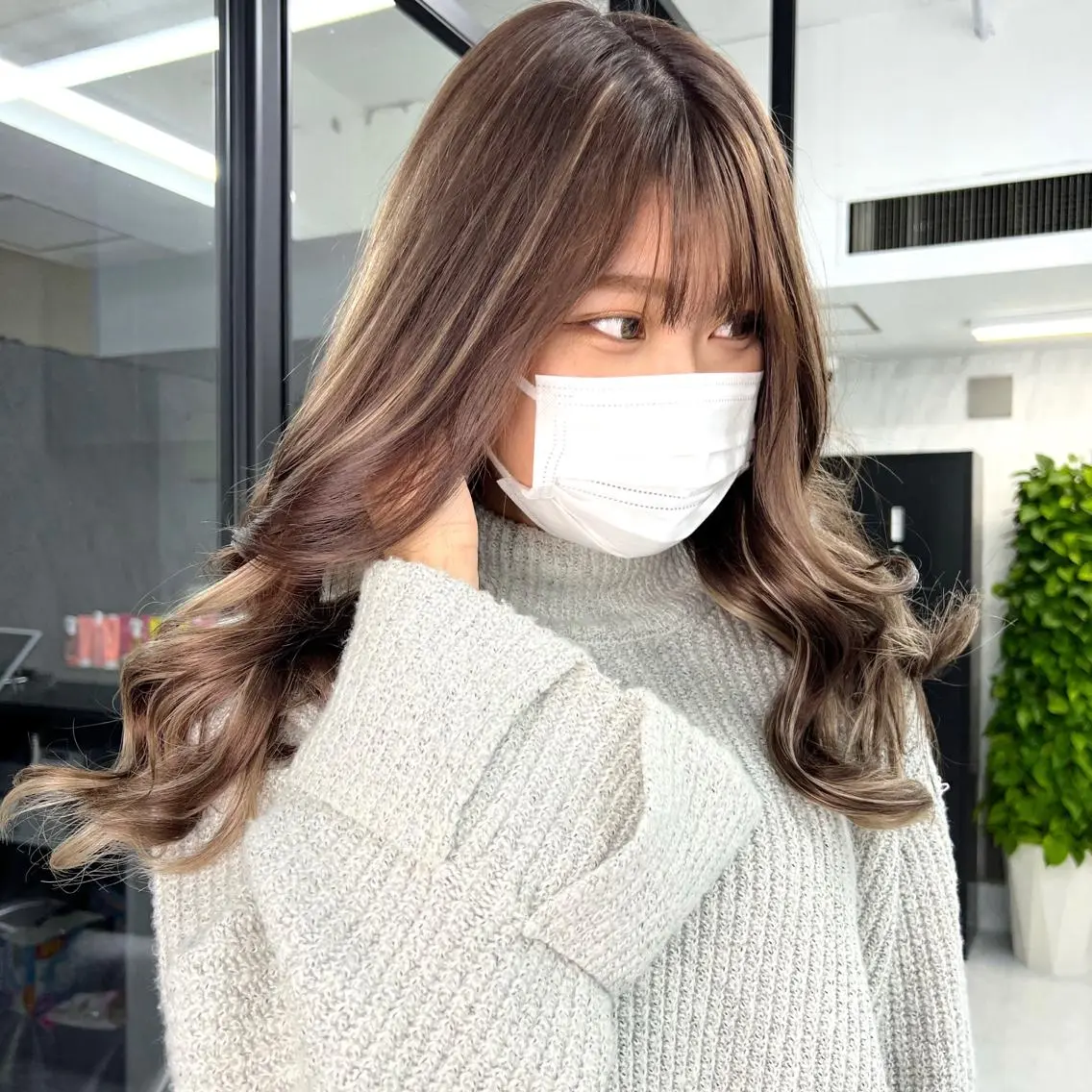 ロング カラー シールエクステ ハイトーンカラー エクステ ヘアカラー エクステ シールエクステ特化 ハイトーン、NANAのヘアスタイル
