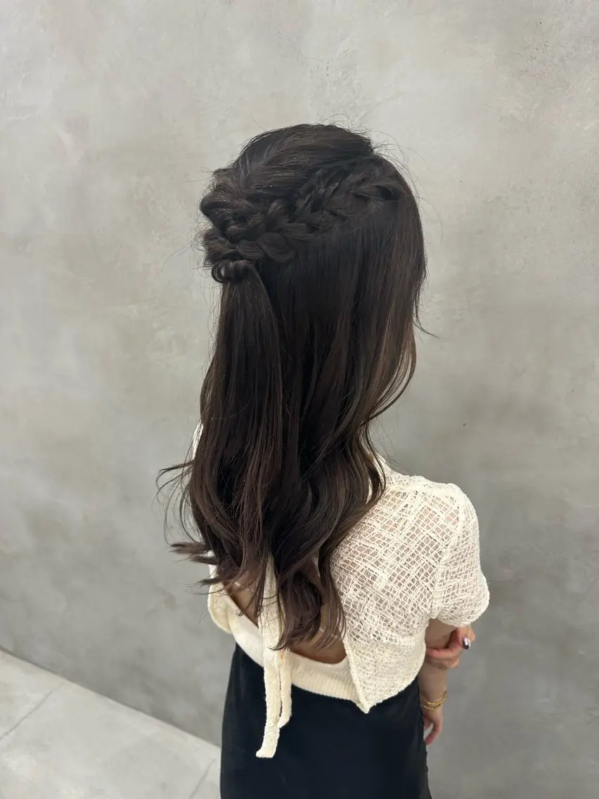 ロング ヘアアレンジ さあや 【透け感/艶感】のヘアスタイル