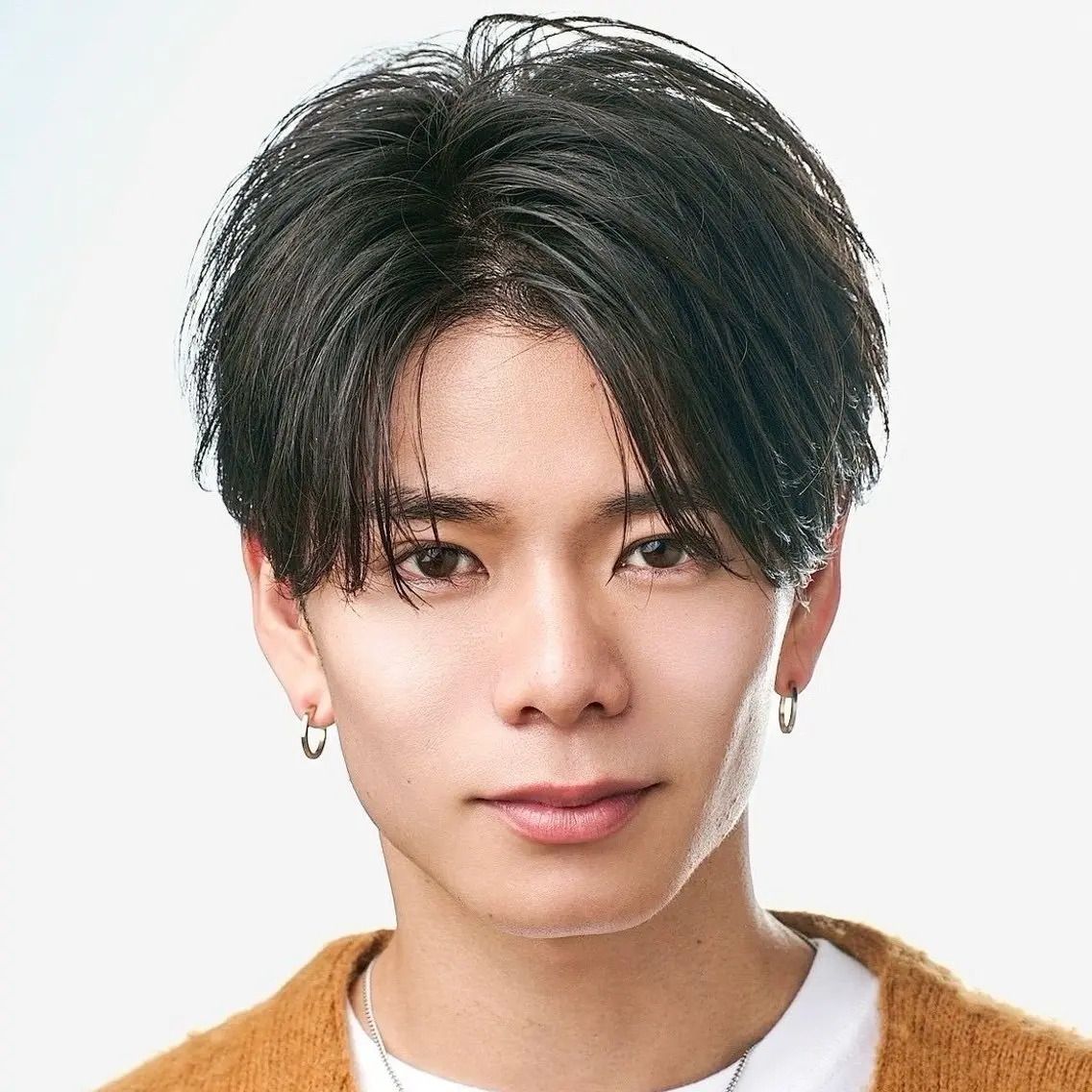 ショート パーマ メンズ センターパート メンズ韓国風 メンズパーマ 韓国風ヘア ニュアンスパーマ カット パーマ トリートメント 【パーマの達人】 💎メンズ特化🔥徹のヘアスタイル
