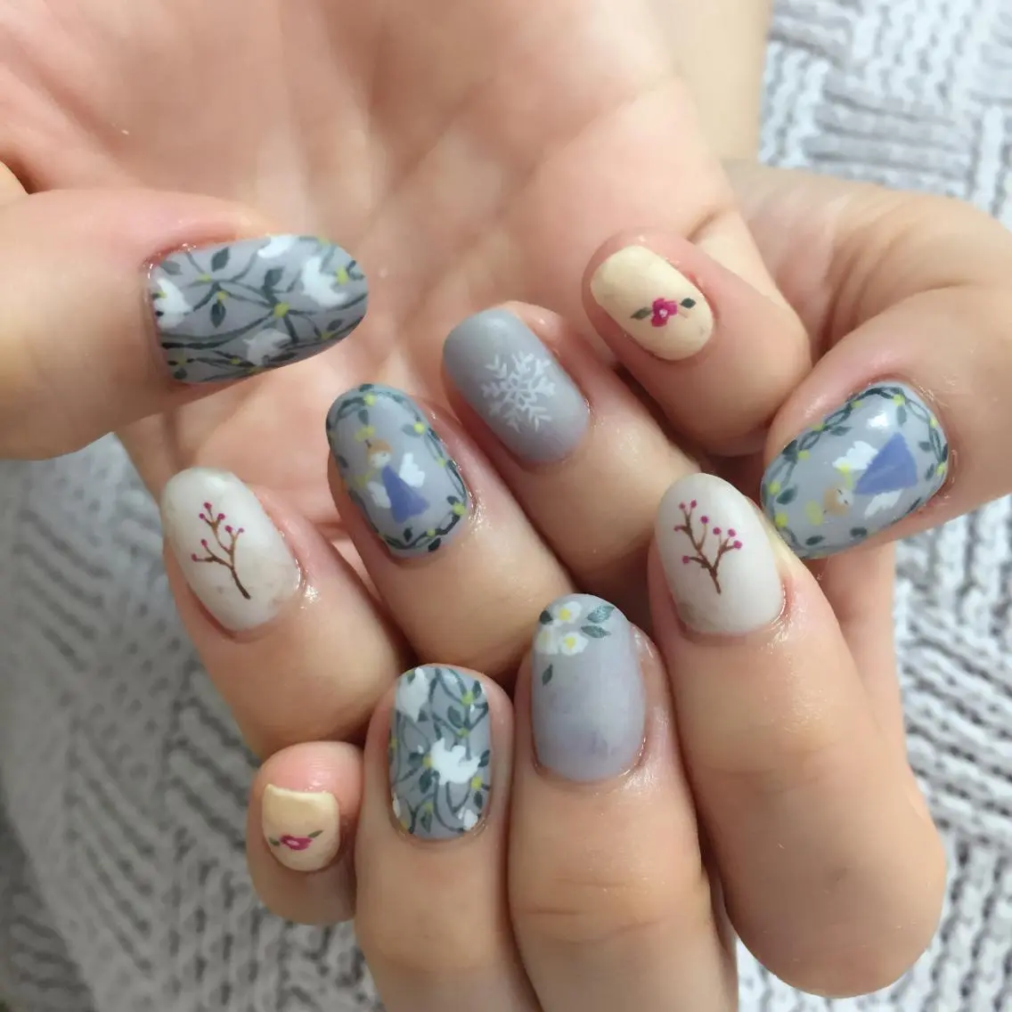 ネイル ハンドネイル SOL NAILのネイルデザイン