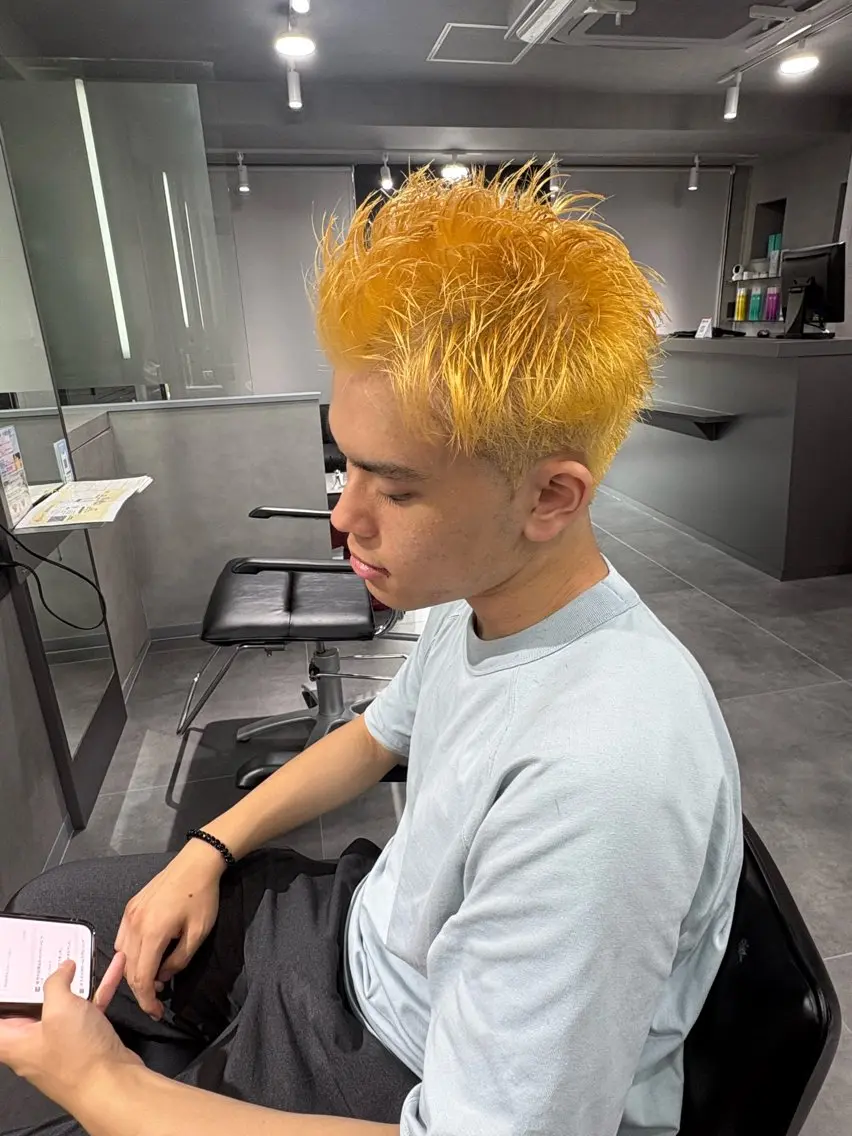 ショート カラー メンズ メンズブリーチ ブリーチ 抜きっぱなしブロンド ショートヘア 🔥メンズ特化🔥 藤田のヘアスタイル