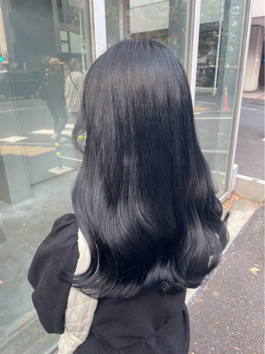 ロング カラー 黒髪 ブルーカラー ブルーブラック 髪質改善 トリートメント カット ヘアカラー ヘッドスパ ヘアセット 💓色落ちまで綺麗な 垢抜けカラー💓のヘアスタイル