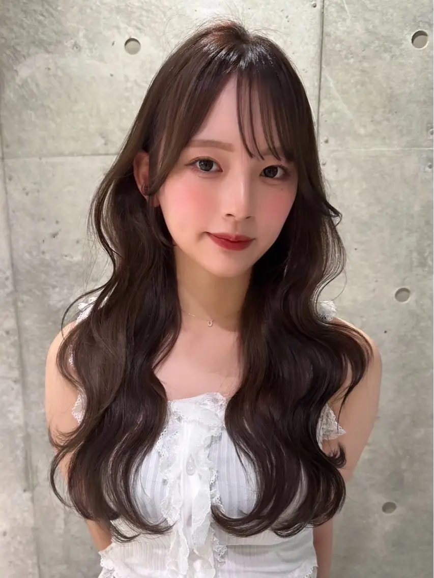 ロング カラー 切りっぱなしボブ アッシュ アッシュブラウン ベージュカラー ブリーチ ボブ/縮毛矯正 jionのヘアスタイル