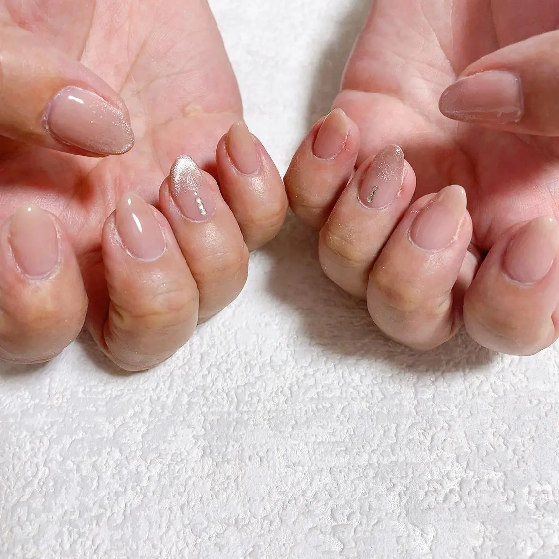 ネイル オーロラネイル フラワーネイル フットネイル フレンチネイル ジェルネイル ハンドネイル mogunail &blowのネイルデザイン